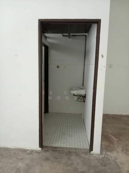 Untuk Disewa - Ground & First Floor Shoplot @ Taman Usahaniaga for Rent