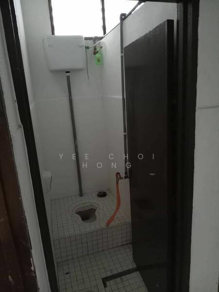 Untuk Disewa - Ground & First Floor Shoplot @ Taman Usahaniaga for Rent