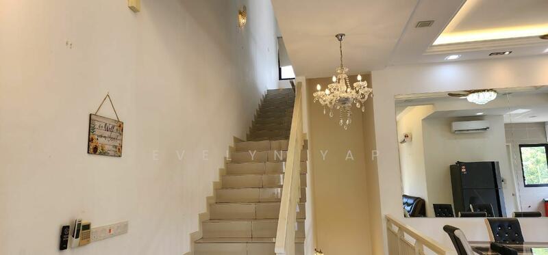 For Rent - Townhouse at 16 Sierra