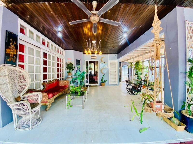 For Sale - Renovated 2 Storey Corner Bungalow with Pool @ Taman Melawati, KL