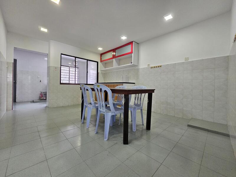 Untuk Disewa - Taman Desa Jaya