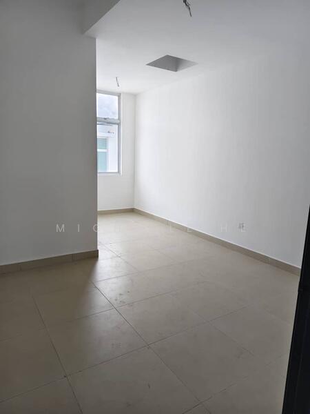 Untuk Dijual - BANDAR ALAM MASAI