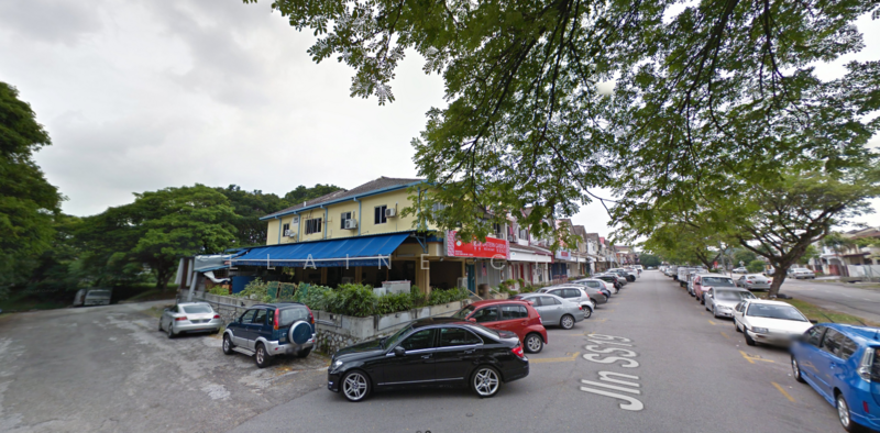 For Rent - Subang Jaya SS19 2 Storey Shop for Rent (Corner)