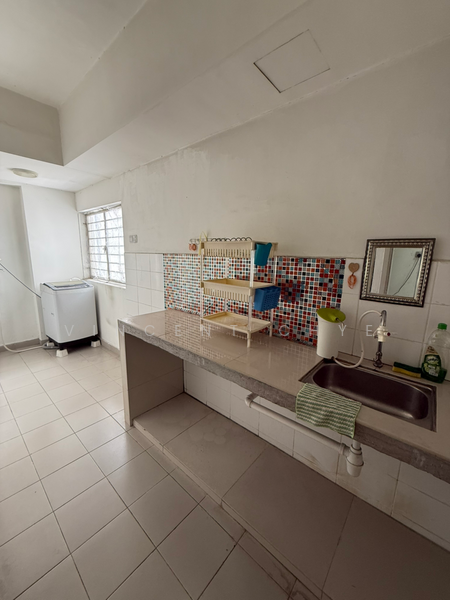 For Rent - Residence 8