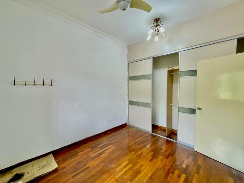 Untuk Dijual - Precinct 16