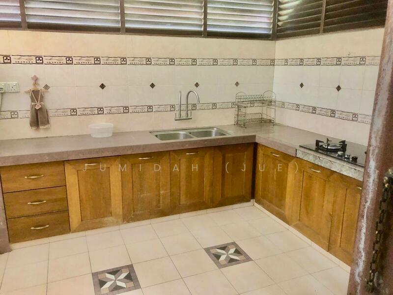 Untuk Dijual - Precinct 16