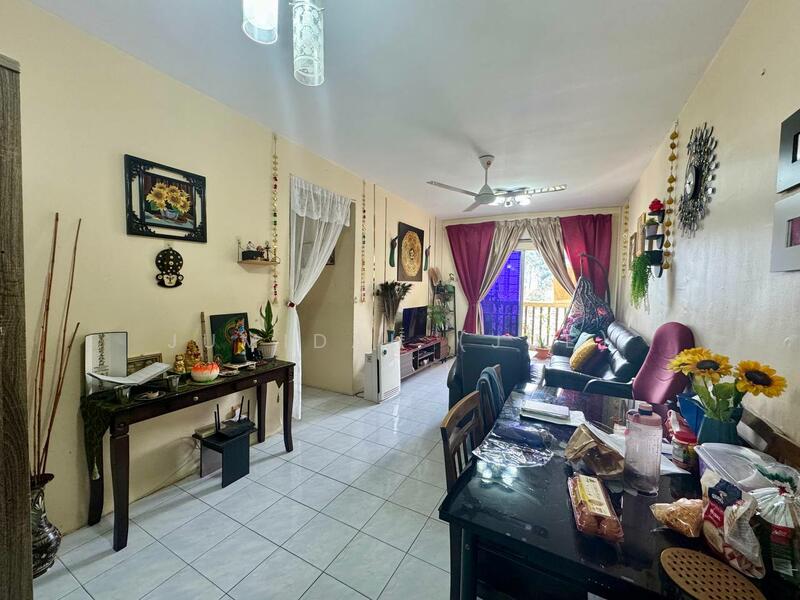 Laksamana Puri Condo Batu Caves, Gombak Selangor.