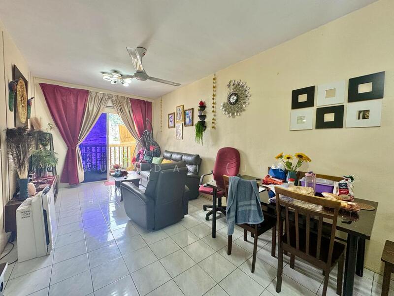 Laksamana Puri Condo Batu Caves, Gombak Selangor.