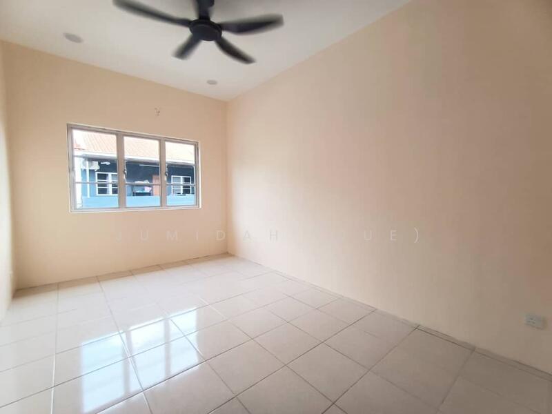 New painting 2 Storey Terrace Taman Bijaya Kampung Jawa Klang