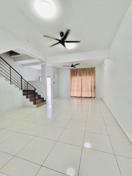 Untuk Disewa - Taman Ruby Dengkil