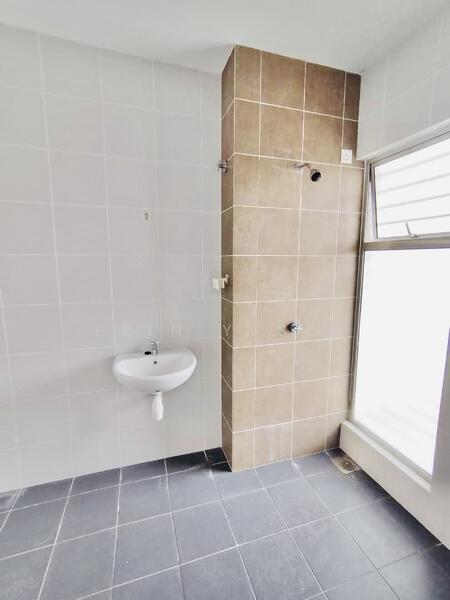 Untuk Disewa - Taman Ruby Dengkil