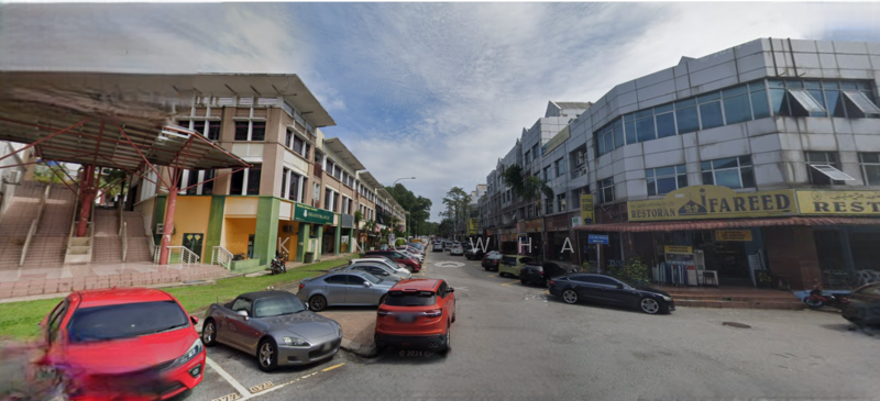 Untuk Dijual - wangsa delima 4 sty shoplot with lif . 24x80 . non bumi lot