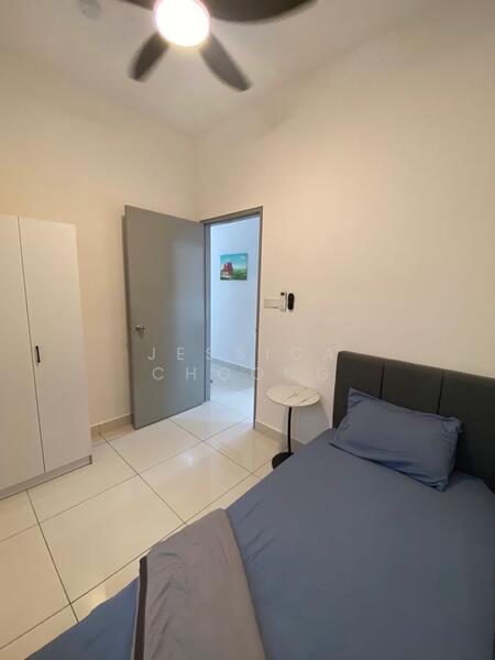 For Rent - Traders Park