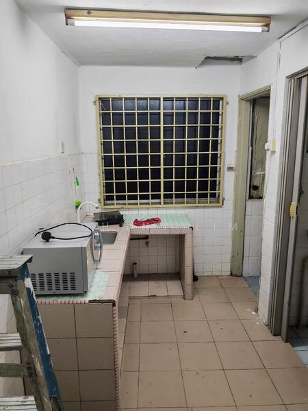 Untuk Disewa - Teratai Mewah Apartment Block 4 & 6