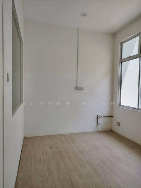 For Rent - Impian Ema Impians Emas