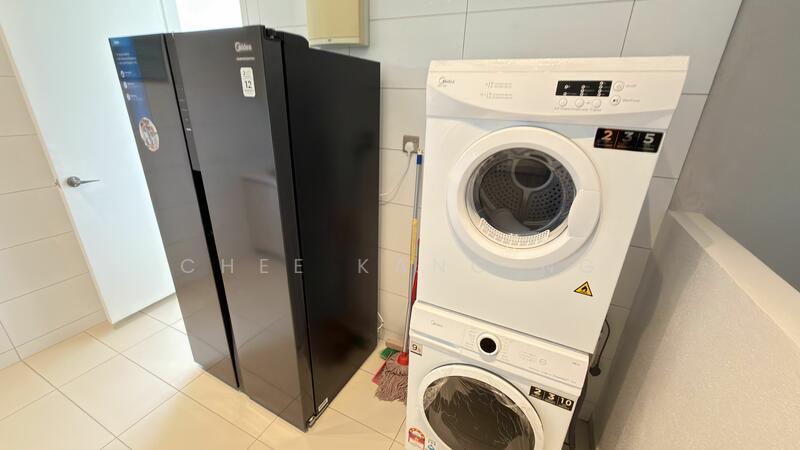 For Rent - Par 3 Condo & Condo Villa