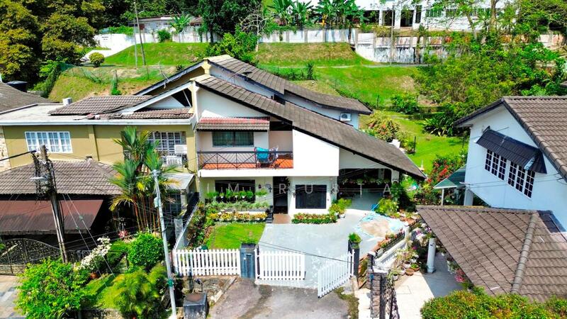 For Sale - Taman Melawati Semi Detaced House End Lot