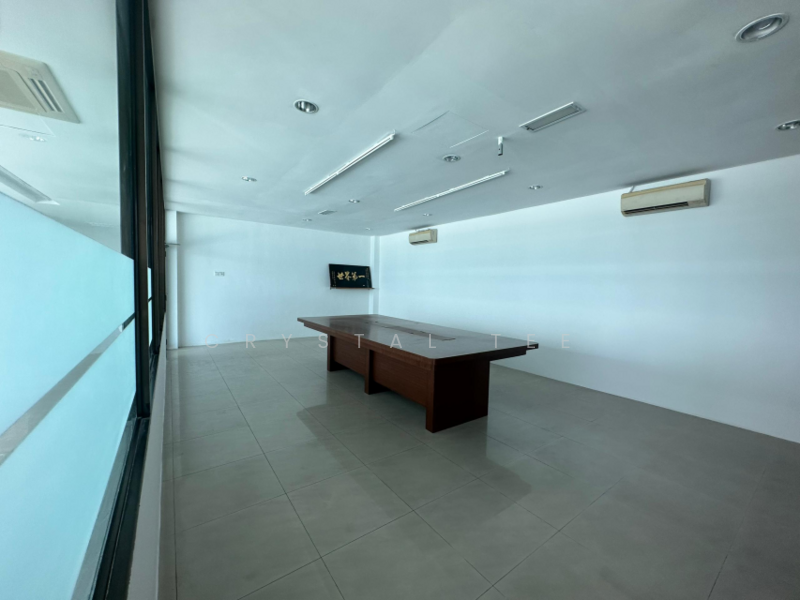 Warehouse for Rent in Taman Perindustrian Bukit Minyak (Bukit Minyak) - Crystal Tee - PropertyGuru.com.my