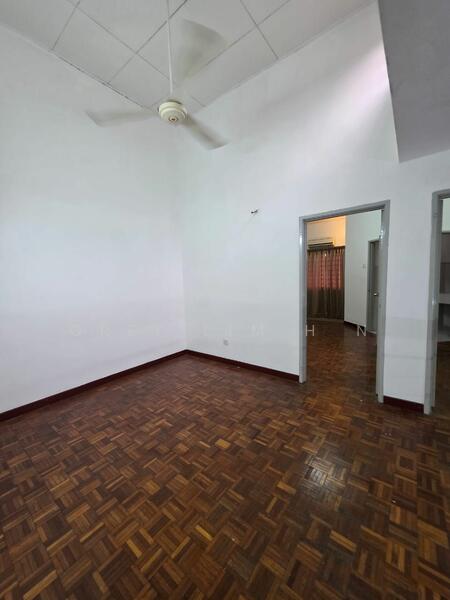 For Rent - 2-storey Terrace House at Bandar Utama 3