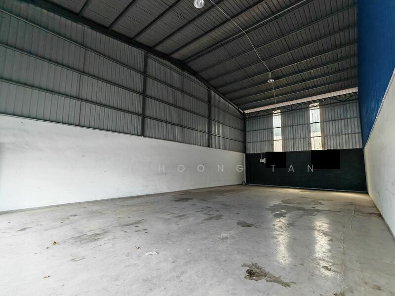 Untuk Disewa - Warehouse at Kampung Dato Lee Kim Sai