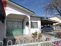 For Rent - Taman Dahlia Indah Mantin