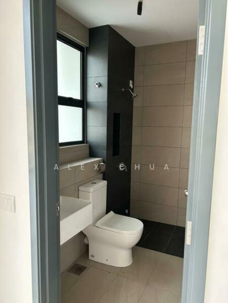 For Rent - Robin (End Lot) @ Bandar Rimbayu