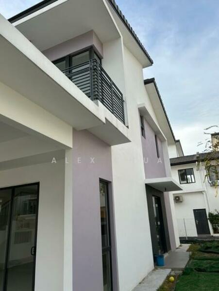 For Rent - Robin (End Lot) @ Bandar Rimbayu