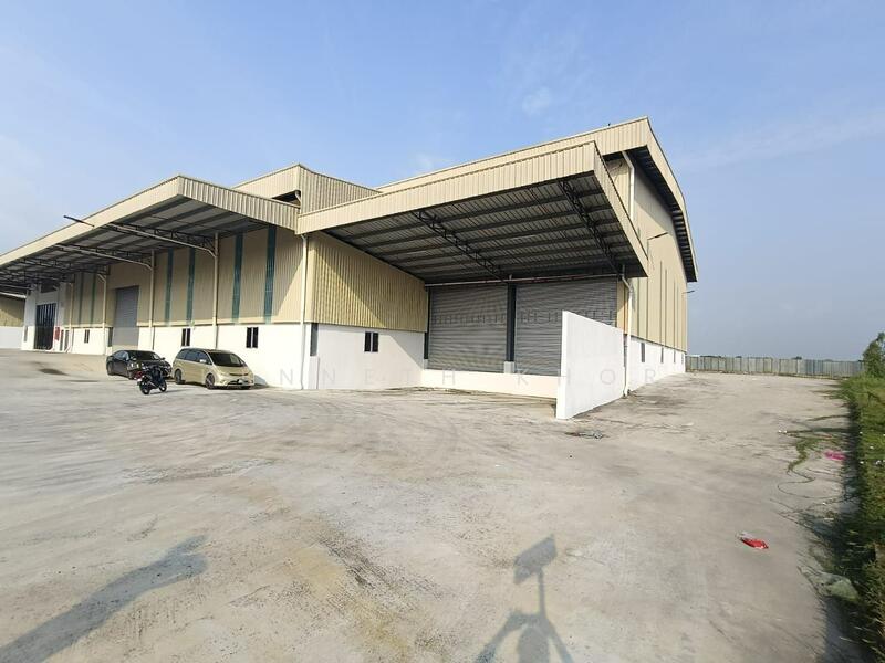 For Rent - Taman Megah Ria