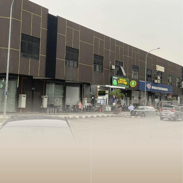 For Rent - Shah Alam Seksyen 25 - 4 Storey Shop Office