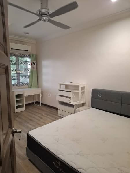 Untuk Disewa - Townhouse at Bukit OUG