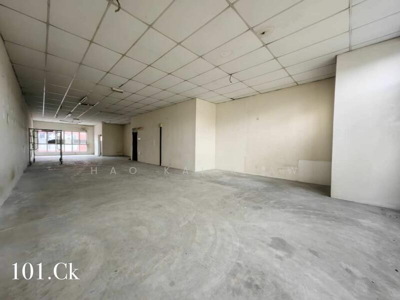 For Sale - Klang Bandar Putera 2 (Facing Mainroad 2storey Shop 22x70)