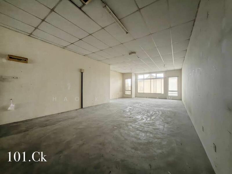 For Sale - Klang Bandar Putera 2 (Facing Mainroad 2storey Shop 22x70)