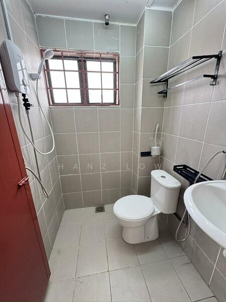 Untuk Disewa - (Partly Furnished + Good Condition) 3 Sty Taman Cheras Utama @ Cheras