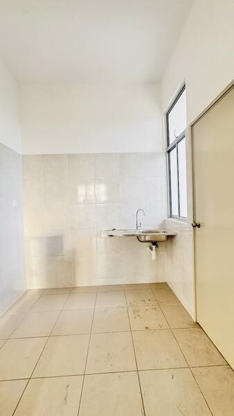 Untuk Disewa - Residensi Advena