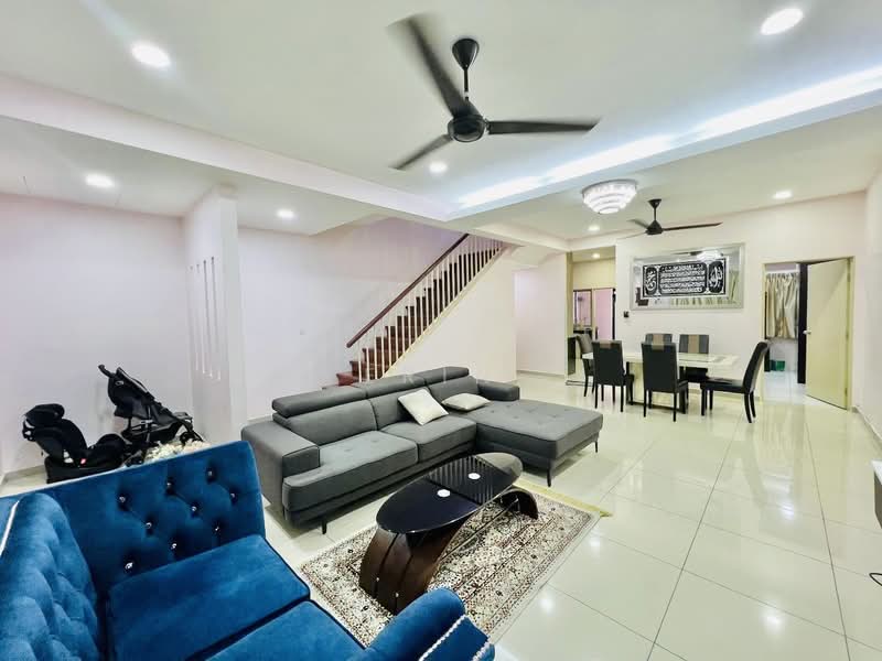 Rumah Teres 2-Tingkat untuk Disewa di Kuala Selangor (Selangor) - Erin Yusof - Living Room - PropertyGuru.com.my