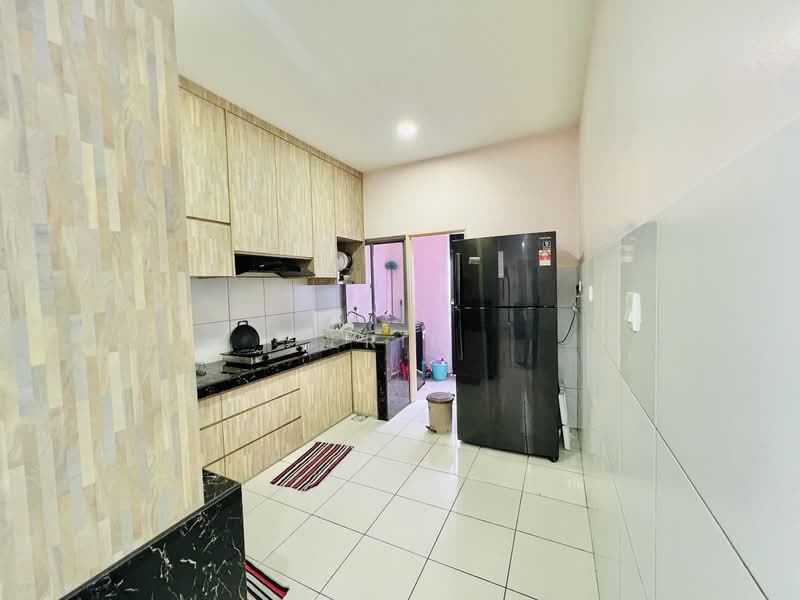 Rumah Teres 2-Tingkat untuk Disewa di Kuala Selangor (Selangor) - Erin Yusof - Kitchen - PropertyGuru.com.my