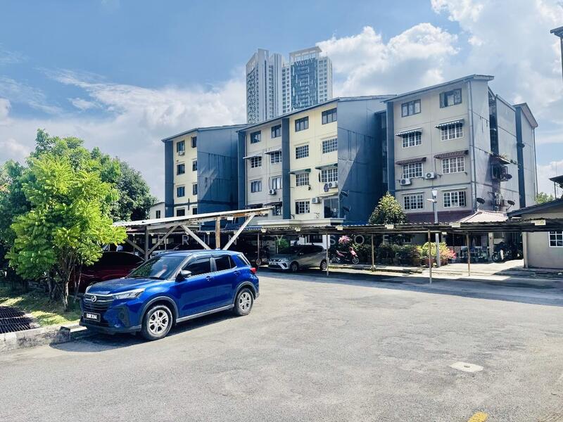 For Sale - Kelumpuk Bambu