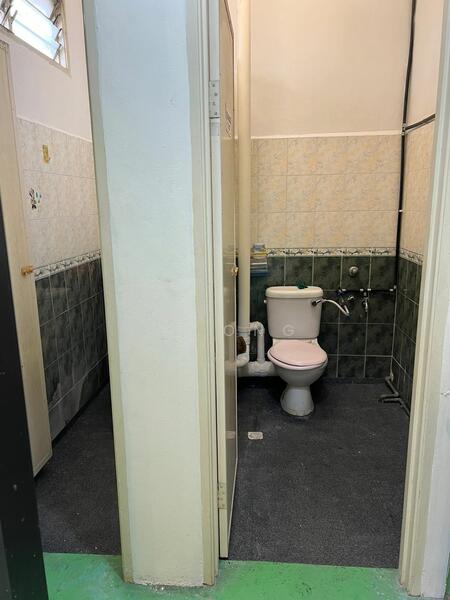 For Rent - Raja Uda Shop Lot 1st Floor Office Condition High Visibility