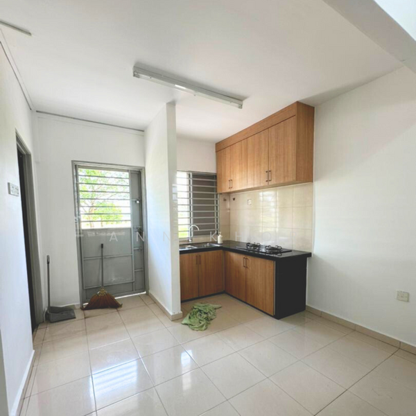 For Rent - Halaman Seroja