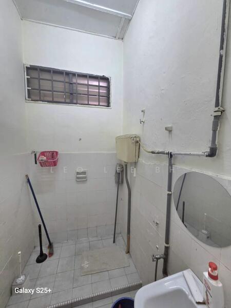 Untuk Dijual - Jalan Hang Tuah, Taman Skudai Baru , Skudai