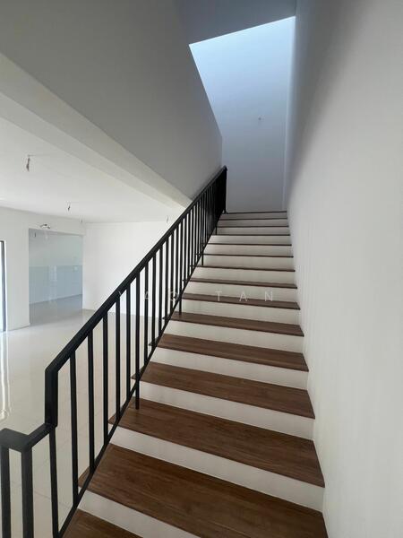 Untuk Dijual - 2-storey Terrace House at Bandar Tropicana Aman