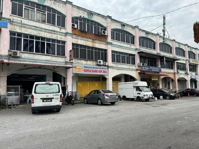 For Sale - 3 Storey Shop @ Taman Putri Jaya