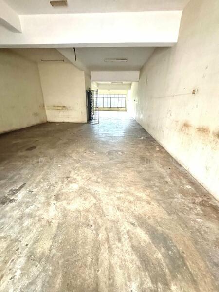 For Sale - 3 Storey Shop @ Taman Putri Jaya