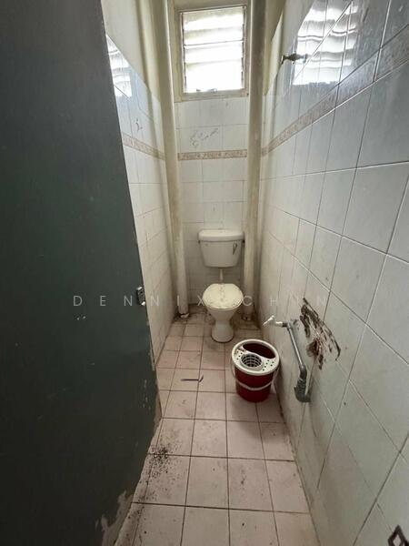 For Sale - 3 Storey Shop @ Taman Putri Jaya