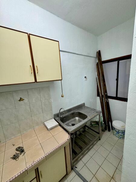 For Sale - Plaza Serdang Raya