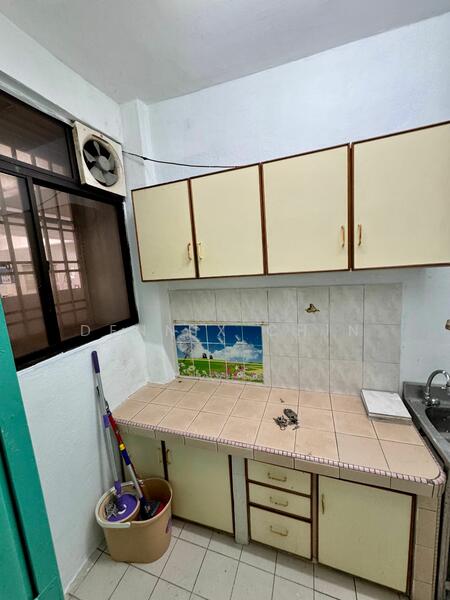 For Sale - Plaza Serdang Raya