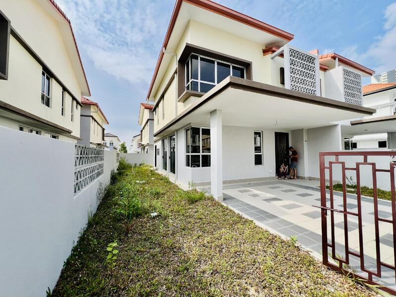 Untuk Dijual - Caralyn @ Setia Alam Sari