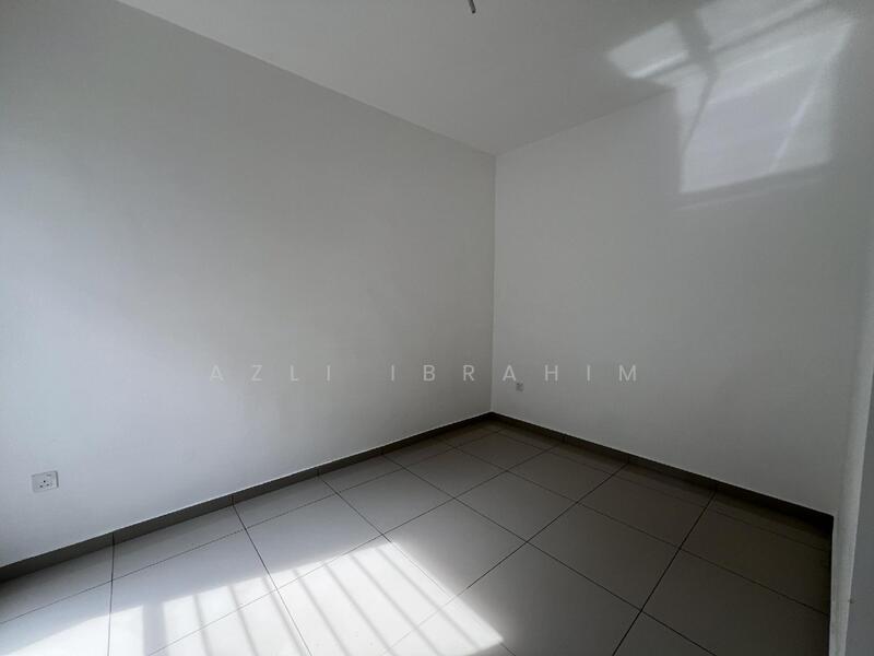 Untuk Dijual - Caralyn @ Setia Alam Sari