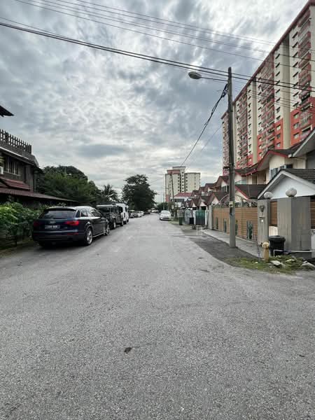 (FULLY RENOVATED + EXTRA LAND) TAMAN SEPAKAT INDAH 2, SUNGAI CHUA, KAJANG untuk Untuk Dijual - RM 635,000, Mac 2026 - PropertyGuru.com.my