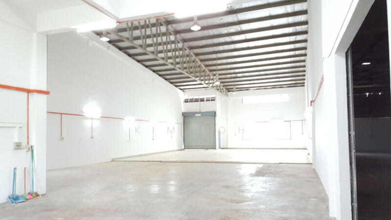 For Rent - 1.5 Storey Terrace Factory Taman Desa Cemerlang Ulu Tiram Johor Bahru